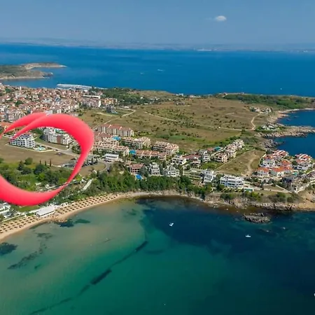 July's Island Deluxe Chernomorets