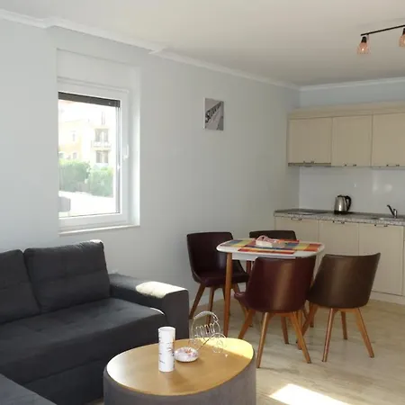 July's Island Deluxe Chernomorets