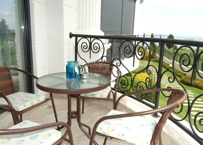 July's Island Deluxe Appartement *